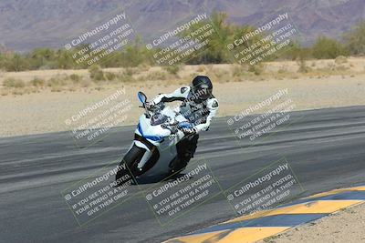 media/Mar-24-2025-Moto Forza (Mon) [[57ce5c5cff]]/3-Beginner Group/Session 3 (Turn 6 Inside)/